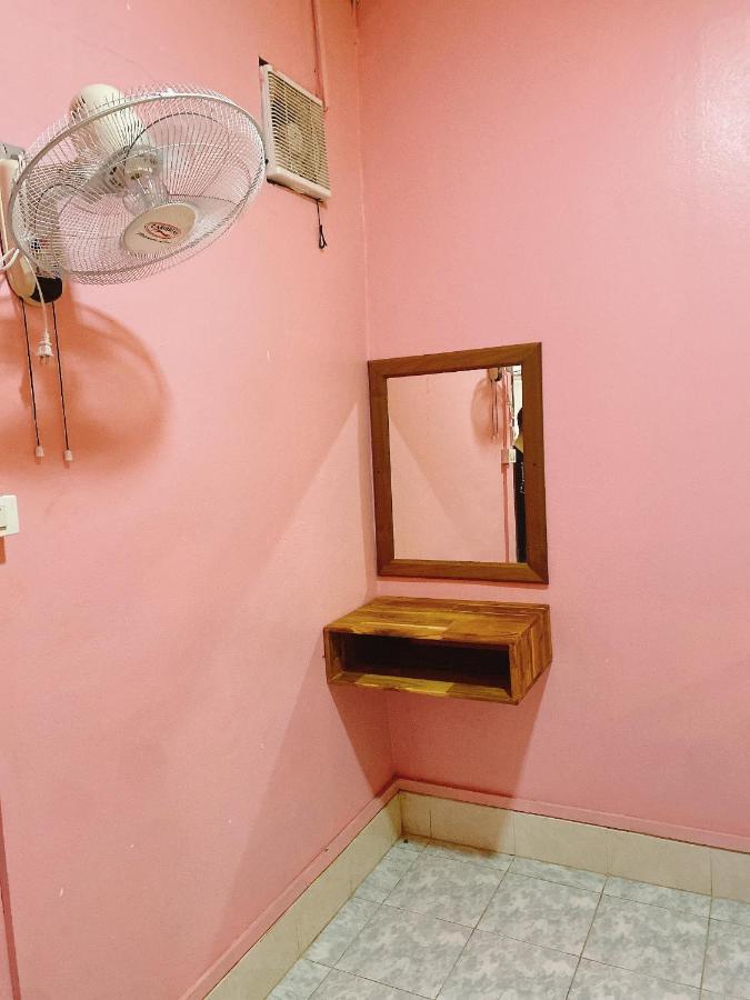 Luang Prabang Hostel Esterno foto